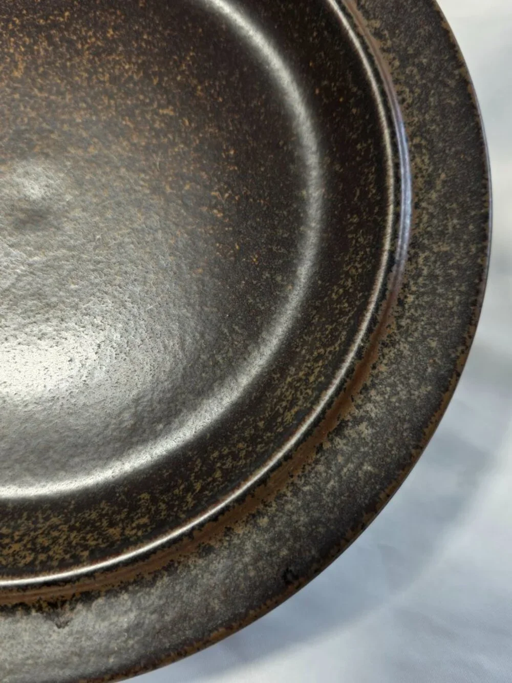 ONE Arabia of Finland Rushka Dinner Plate Light & Dark Brown Spotted